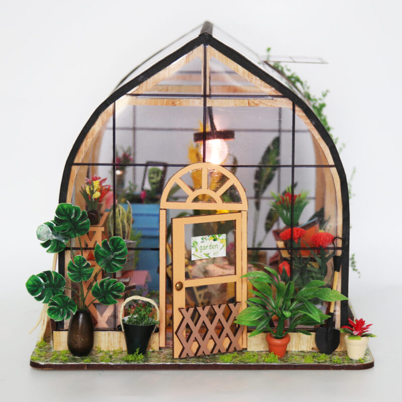 DIY Miniature Dollhouse Garden House