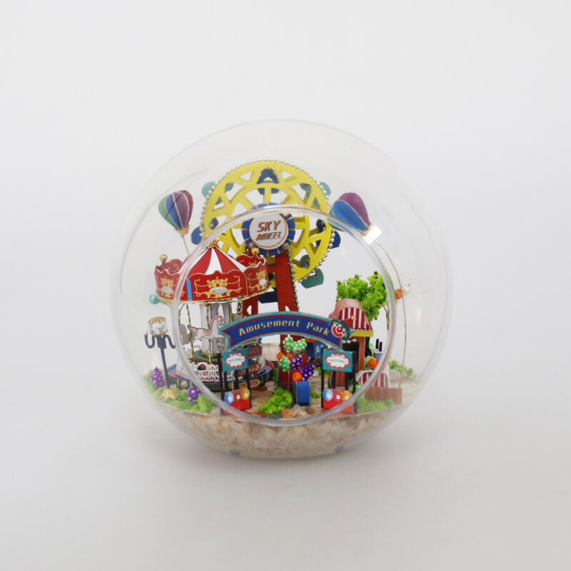 DIY Miniature Dollhouse Amusement Park